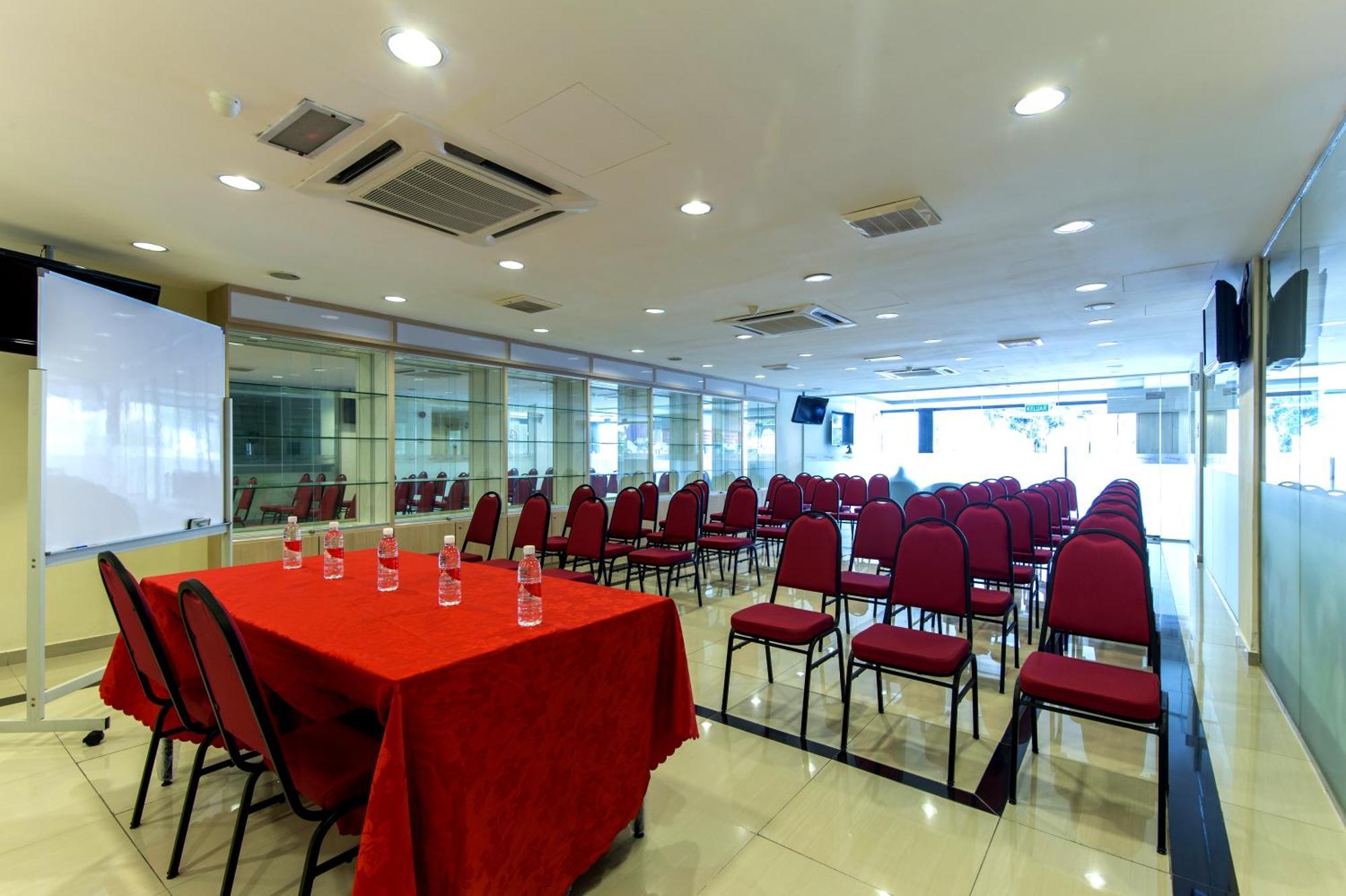 Signature Hotel KL Sentral Kuala Lumpur Exterior foto